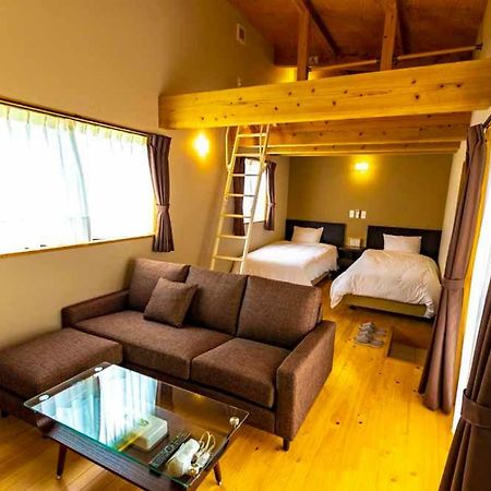 Beach Resort Hotel Kalakaua Онна Екстер'єр фото