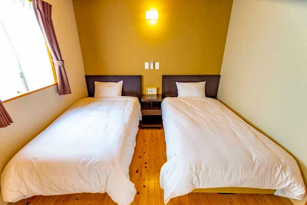Beach Resort Hotel Kalakaua Онна Екстер'єр фото