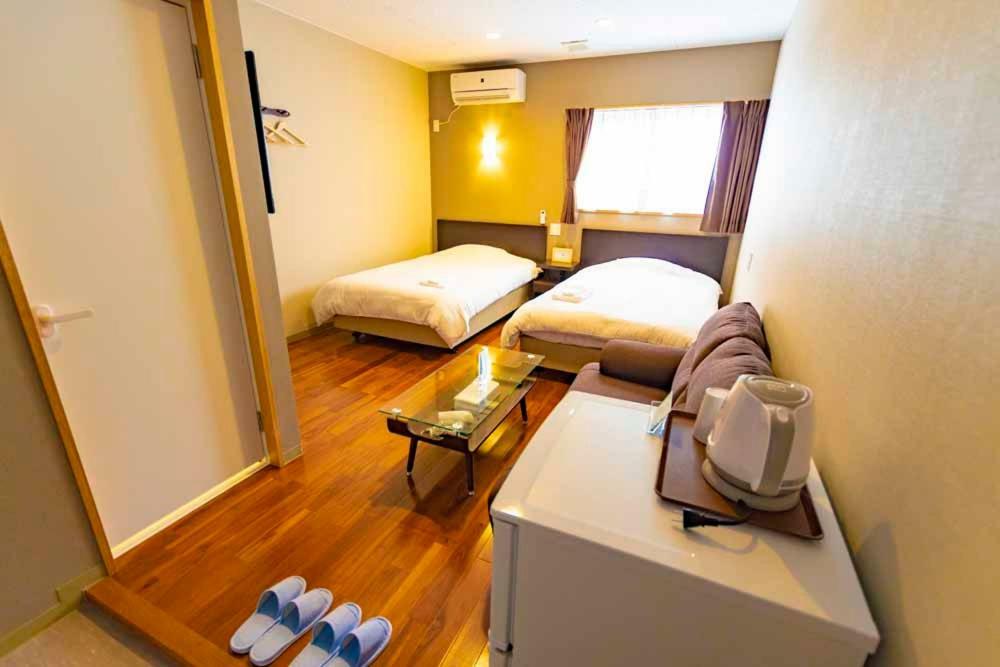 Beach Resort Hotel Kalakaua Онна Екстер'єр фото