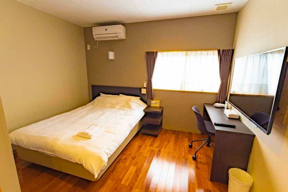 Beach Resort Hotel Kalakaua Онна Екстер'єр фото
