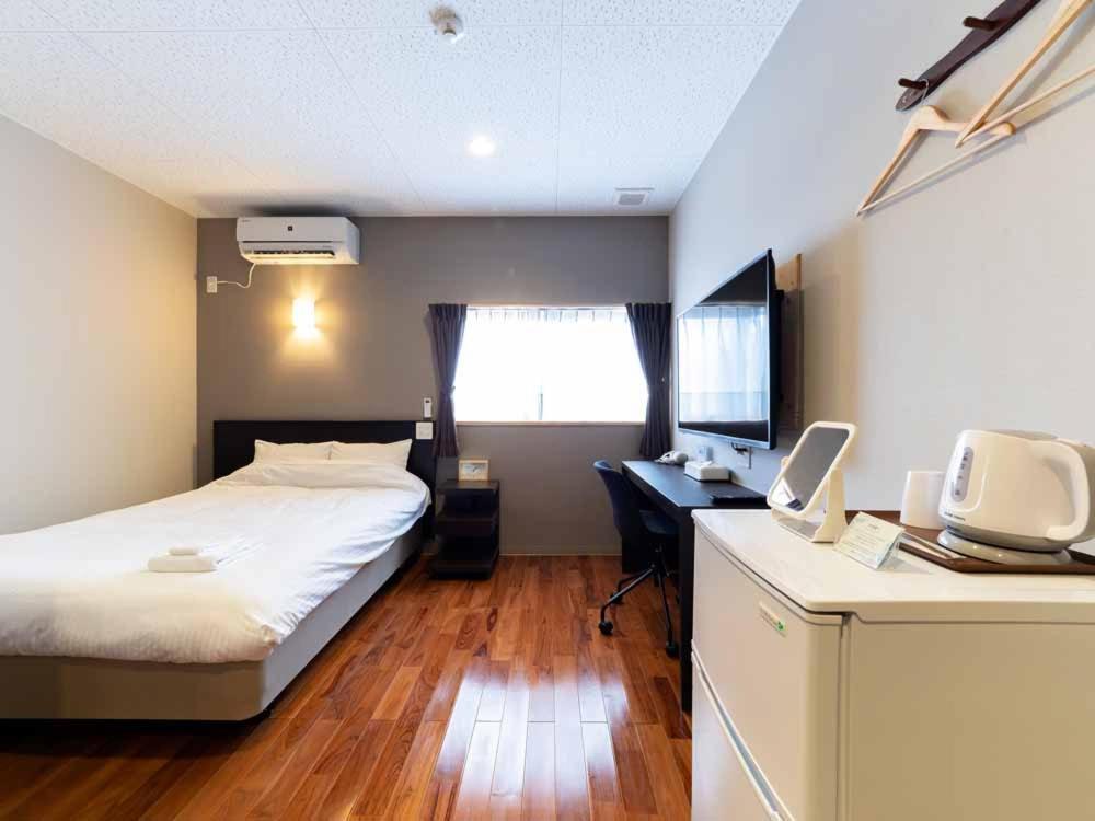 Beach Resort Hotel Kalakaua Онна Екстер'єр фото
